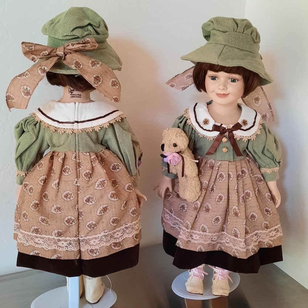 Duck House Doll, “Diana”. Like New in box. Certificate of Authenticity.